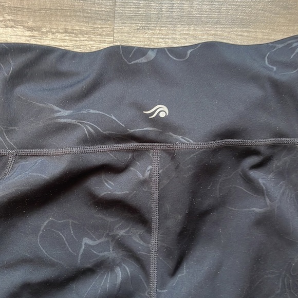 Ideology black floral detailed yoga legging size small - Picture 8 of 12